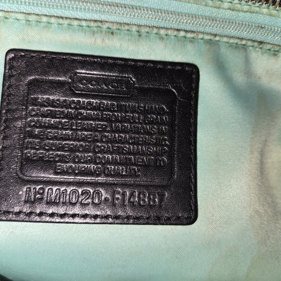 Coach - Picture 5 of 7